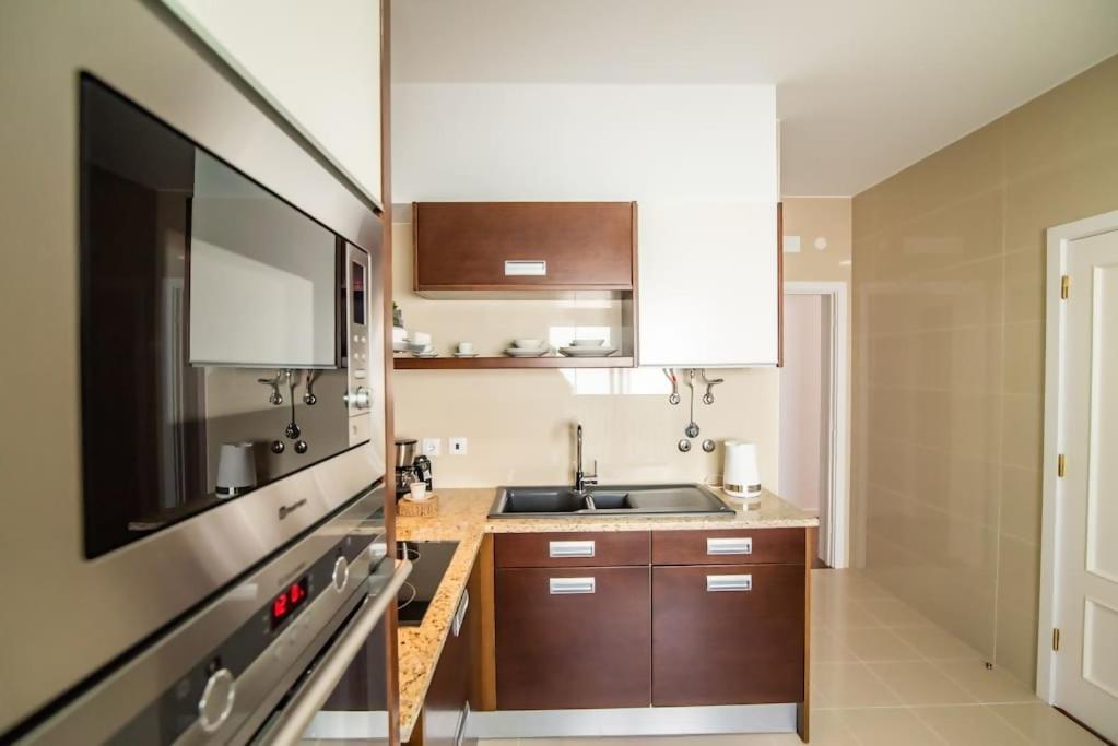 Cozy Sea View Apartment Near City & Airport Ponta Delgada  Exterior photo